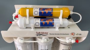 دستگاه تصفیه آب خانگی 6 مرحله‌ای ایرانی با فیلتر گیاهی و ممبران فیلمتک